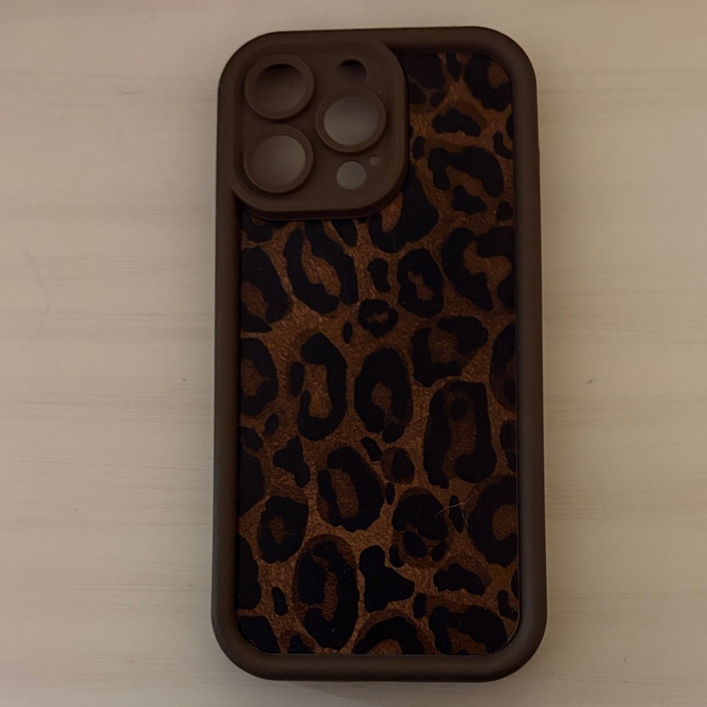 Leopard Coconut Lane iPhone 15 Pro Max Case